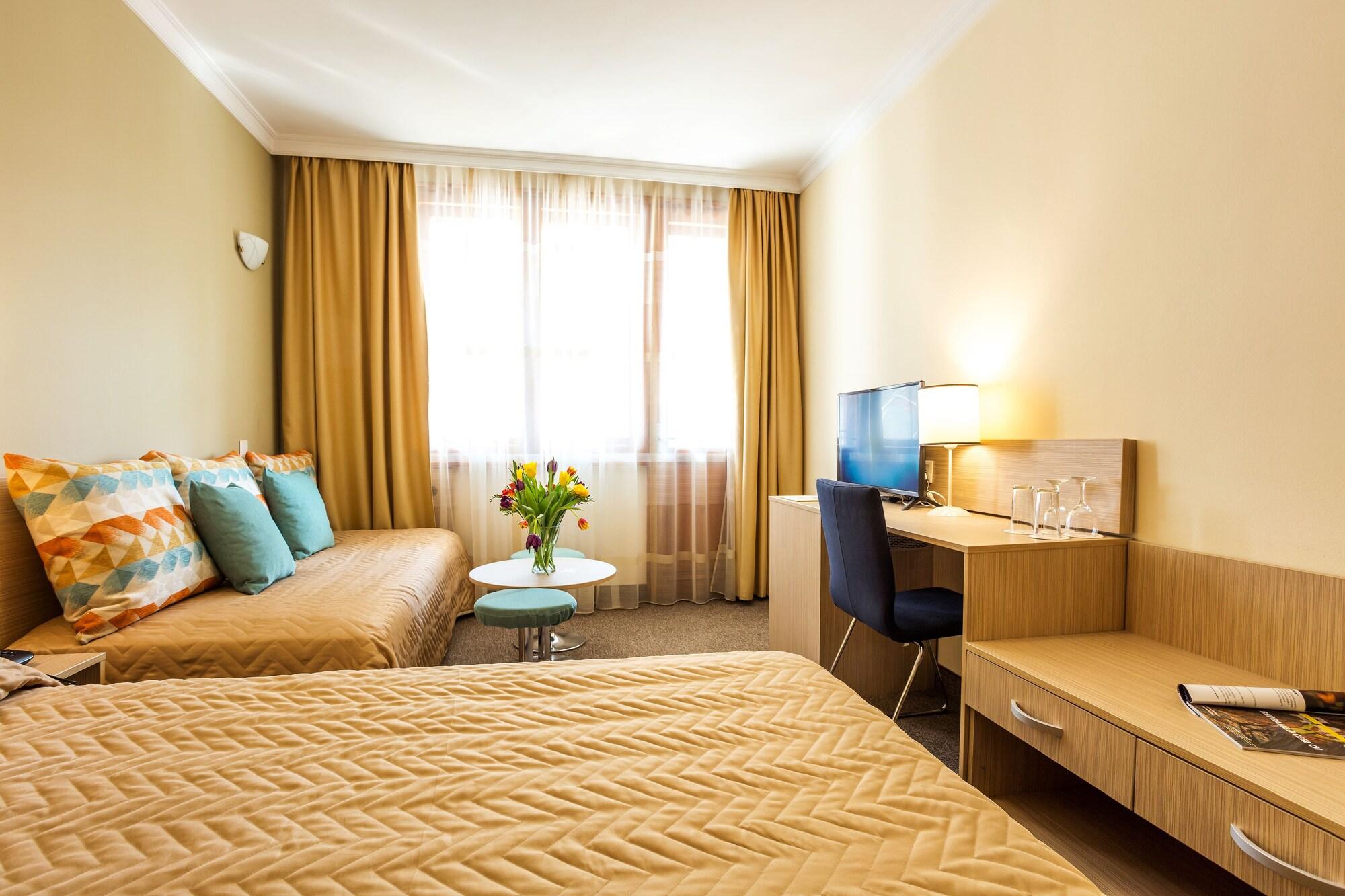 Geneva Hotel 4*