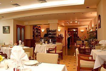 Geneva Hotel 4*
