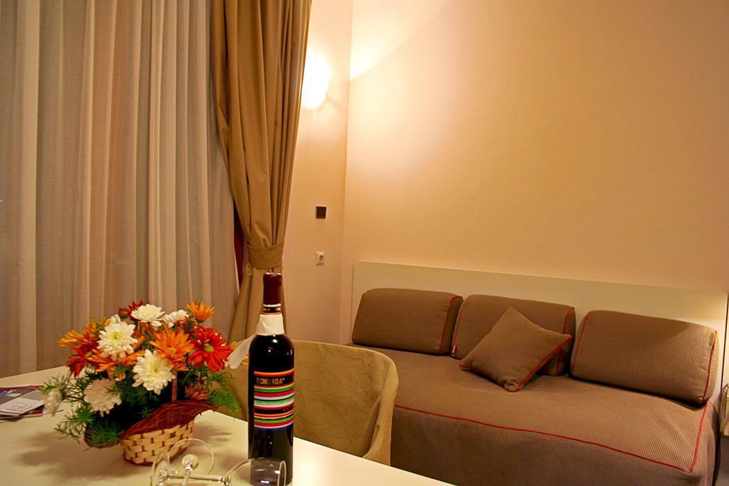Geneva Hotel